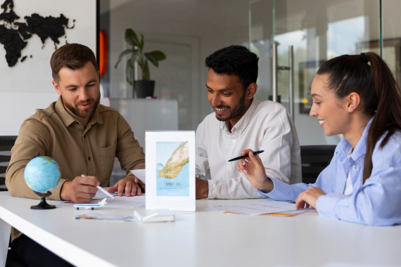 Guide to Alternative Investments, Types, Benefits & Strategy-featured